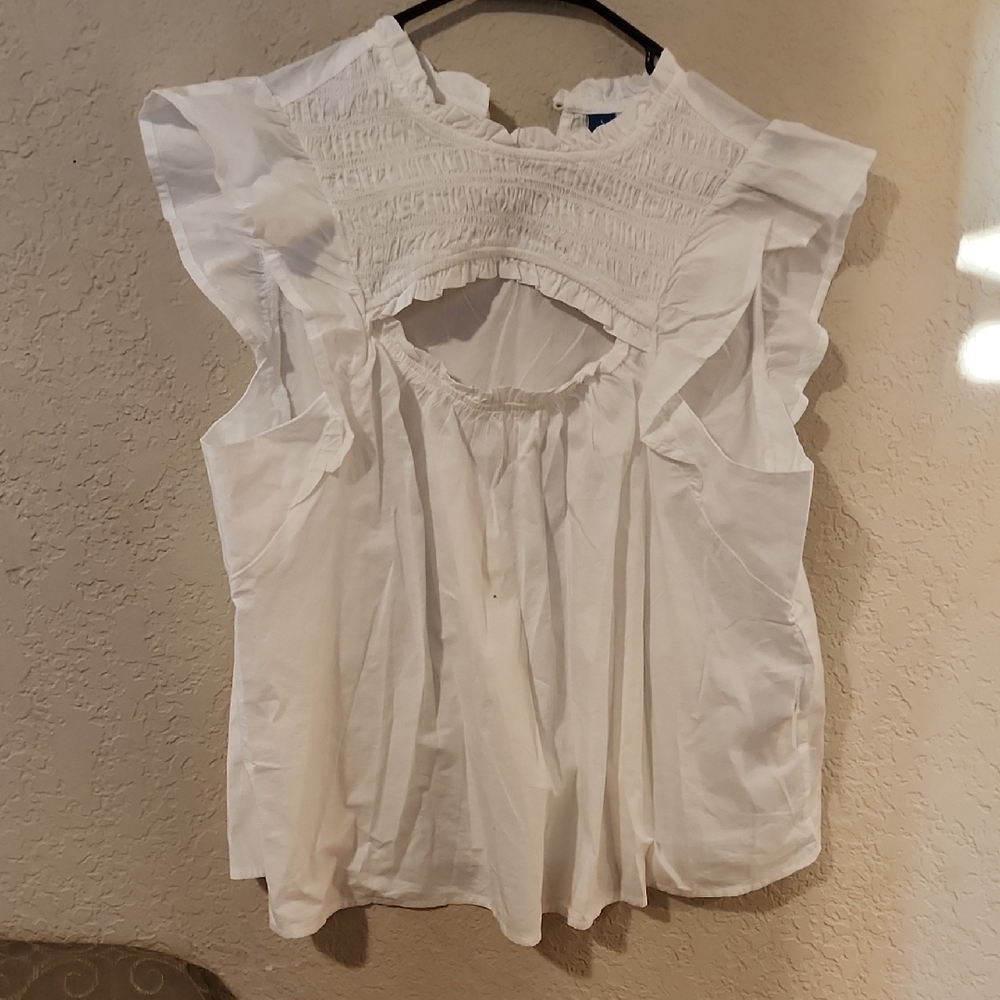 Old Navy White Ruffled Flutter Sleeve Blouse